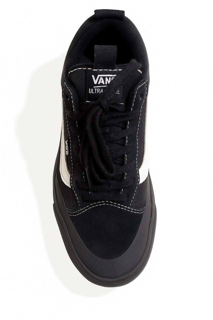 Vans Ultra Range EXO (Black/White)Size: EU: 42 PK: 8