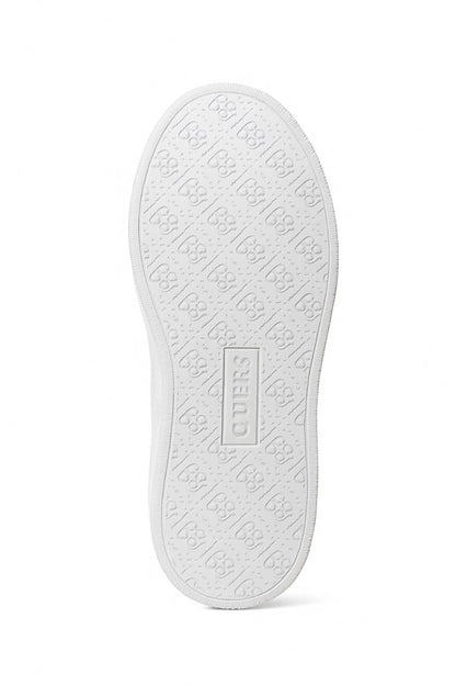 GUESS Quilted Low-Top Sneakers (White / Lace-Up)-Size: EU: 42 PK: 8