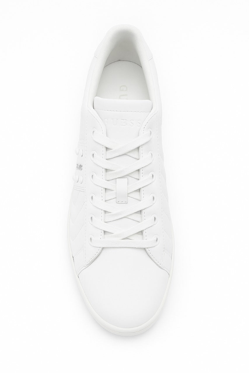 GUESS Quilted Low-Top Sneakers (White / Lace-Up)-Size: EU: 42 PK: 8